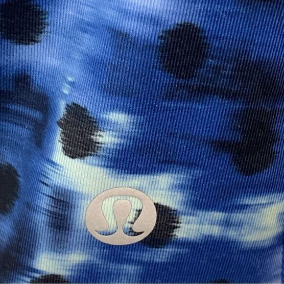 Lululemon Kanto Catch Me Tank Windy Blooms Saphire Blue Multi / Naval Blue SZ 2 - Picture 6 of 11